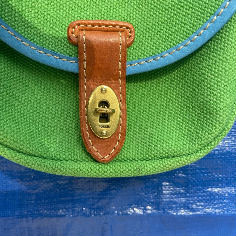 Green Fossil crossbody messenger handbag New without the tags - Picture 5 of 9